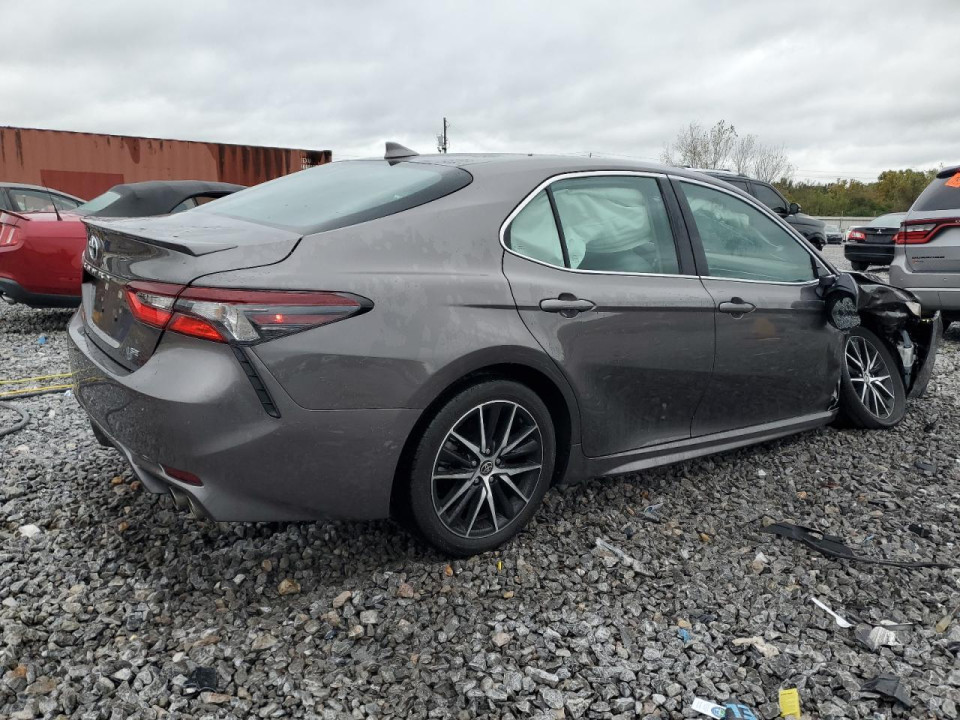 Toyota CAMRY 2024 — Copart