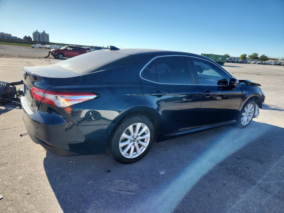 Toyota CAMRY 2019 — Copart