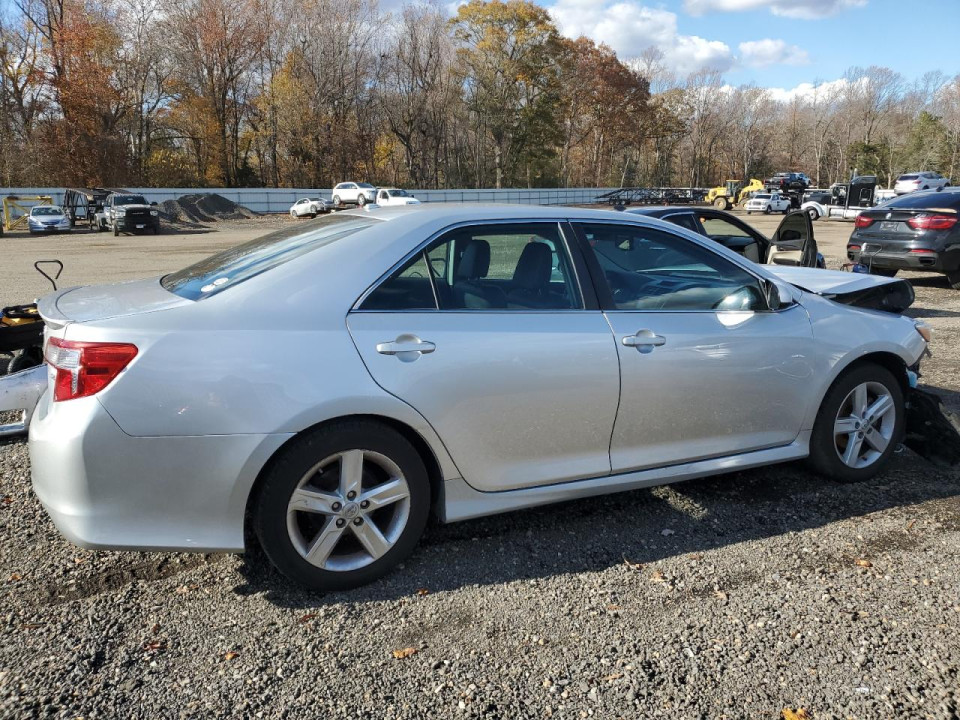 Toyota CAMRY 2014 — Copart