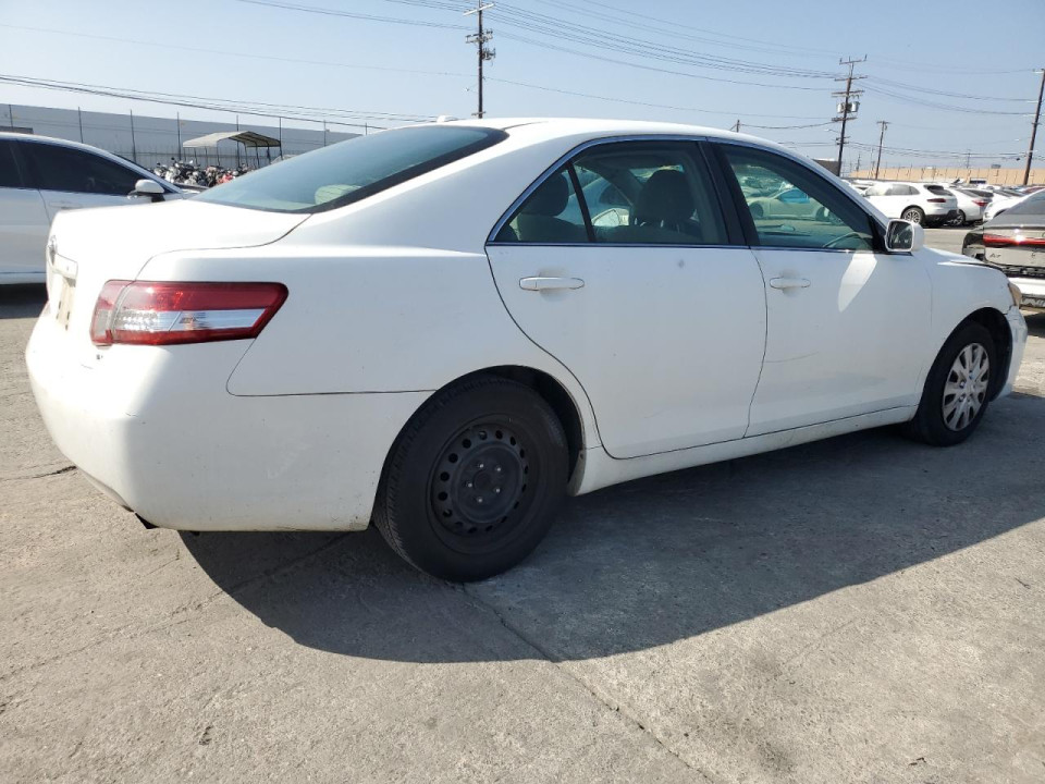 Toyota CAMRY 2011 — Copart