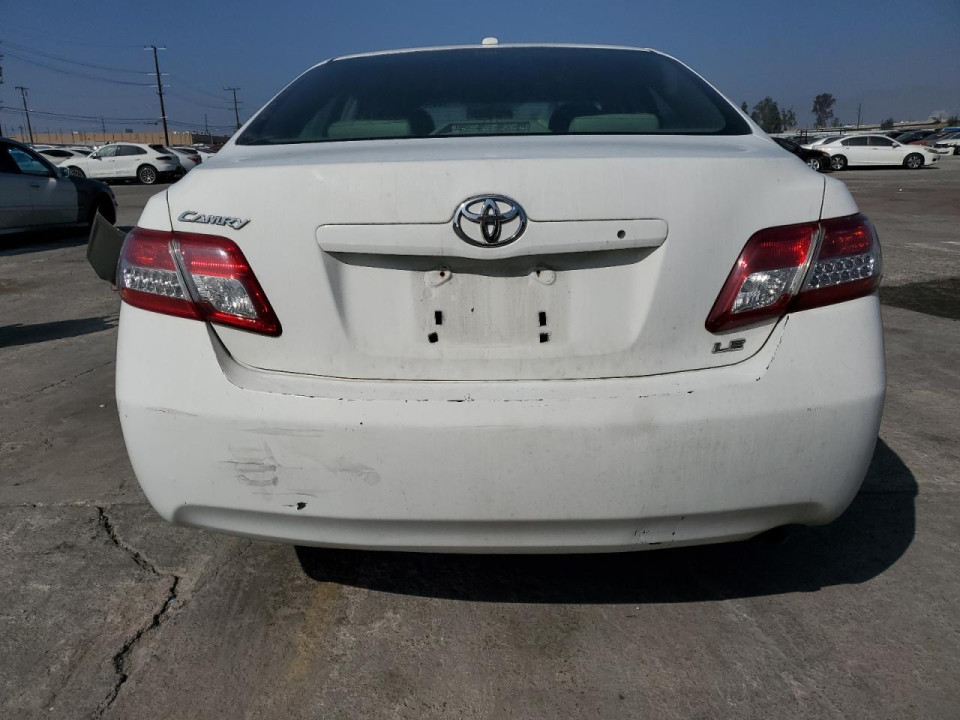Toyota CAMRY 2011 — Copart