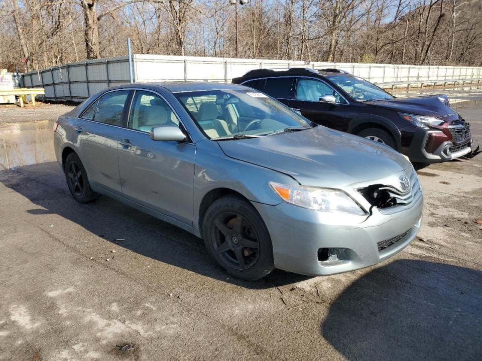 Toyota CAMRY 2011 — Copart