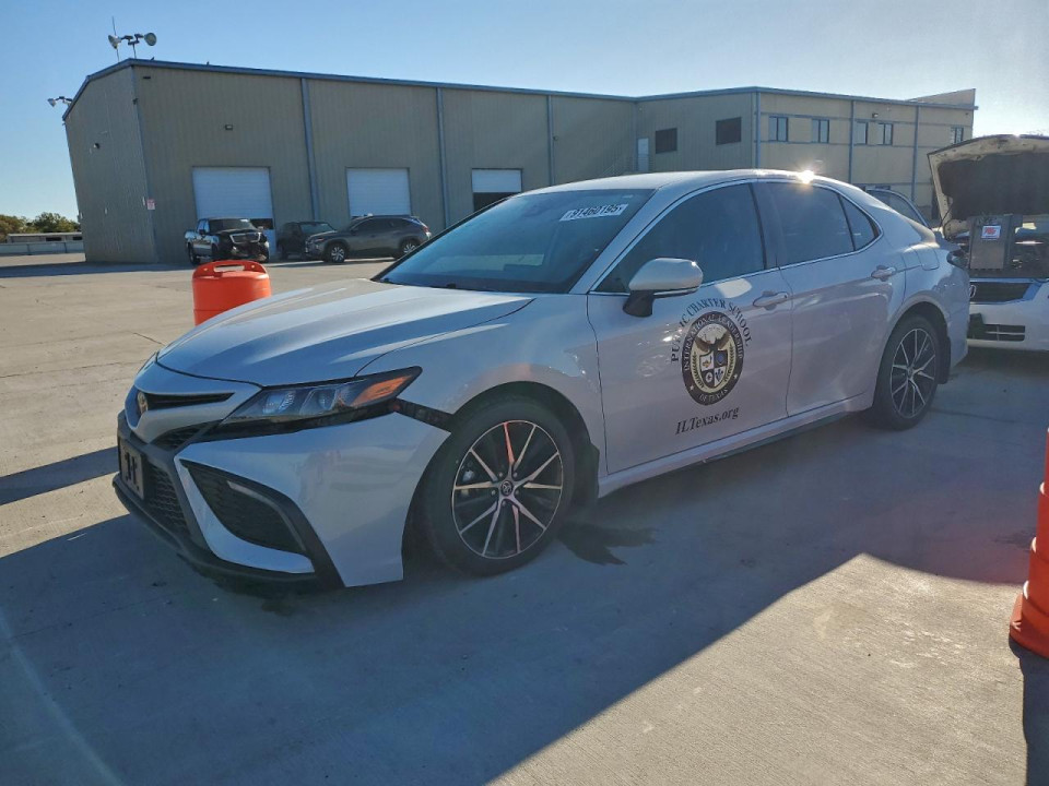 Toyota CAMRY 2023 — Copart