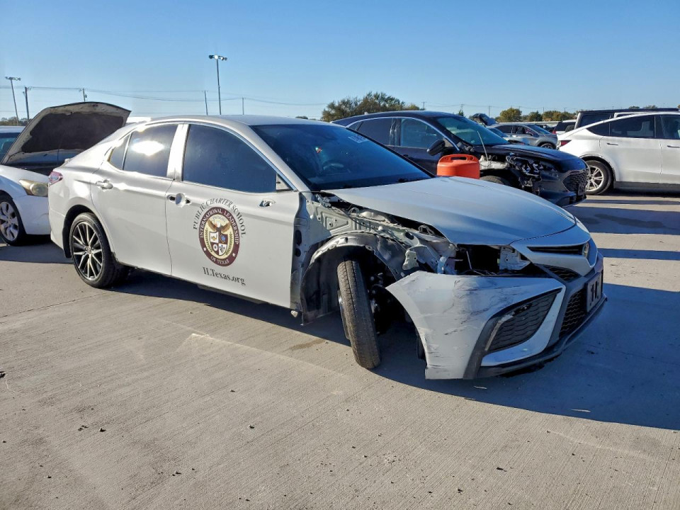 Toyota CAMRY 2023 — Copart