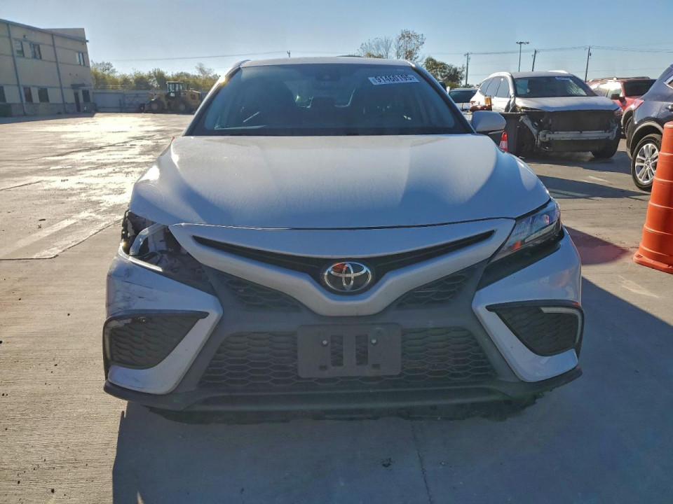Toyota CAMRY 2023 — Copart
