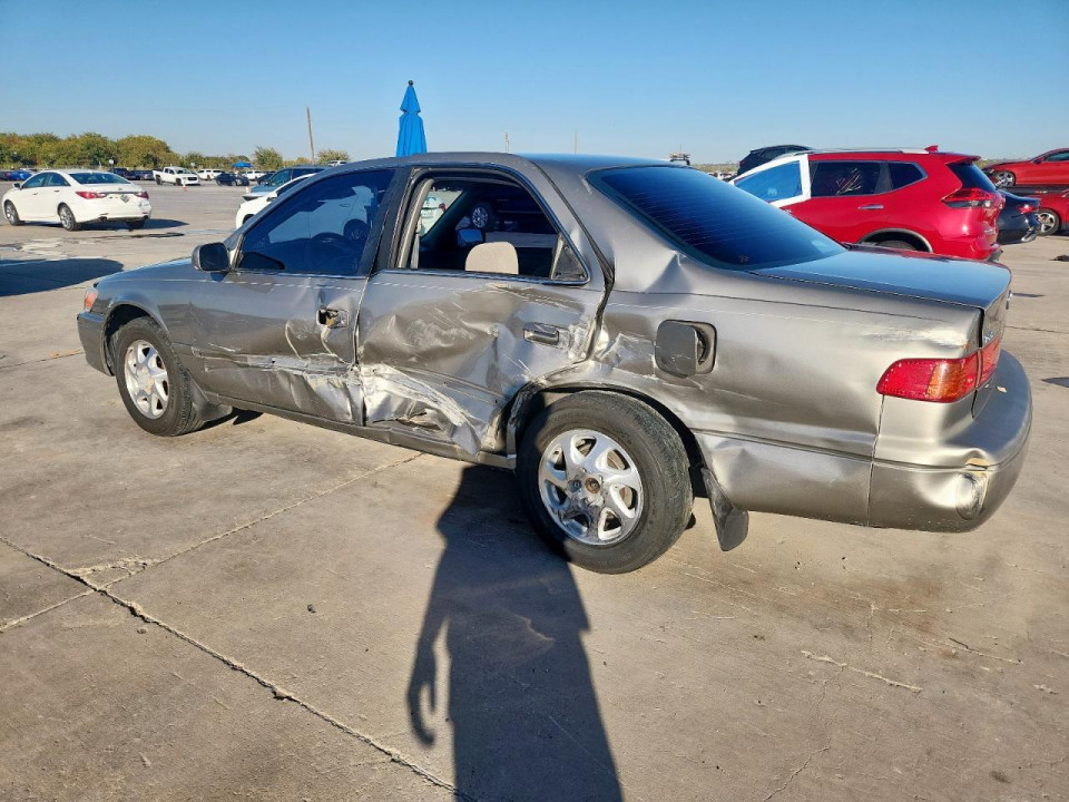 Toyota CAMRY 2000 — Copart