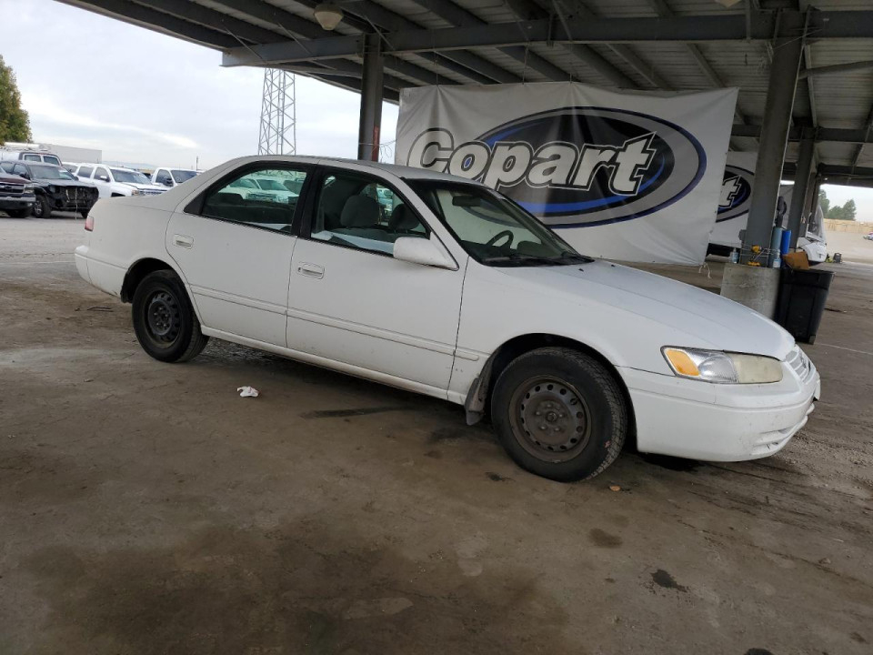 Toyota CAMRY 1998 — Copart