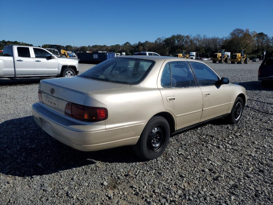 Toyota CAMRY 1996 — Copart