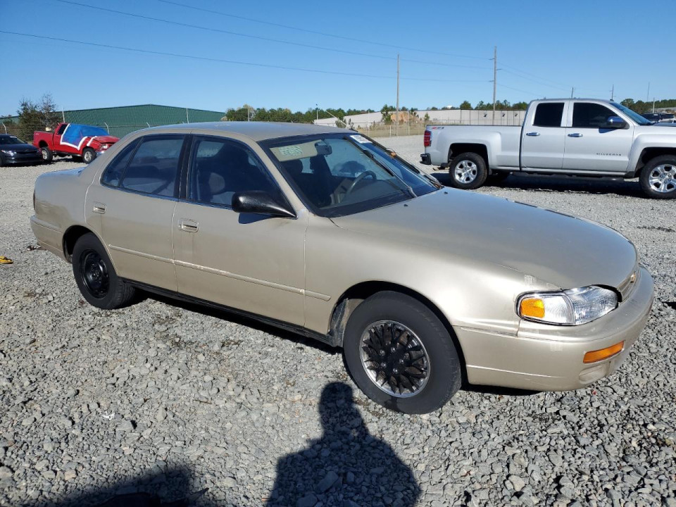 Toyota CAMRY 1996 — Copart