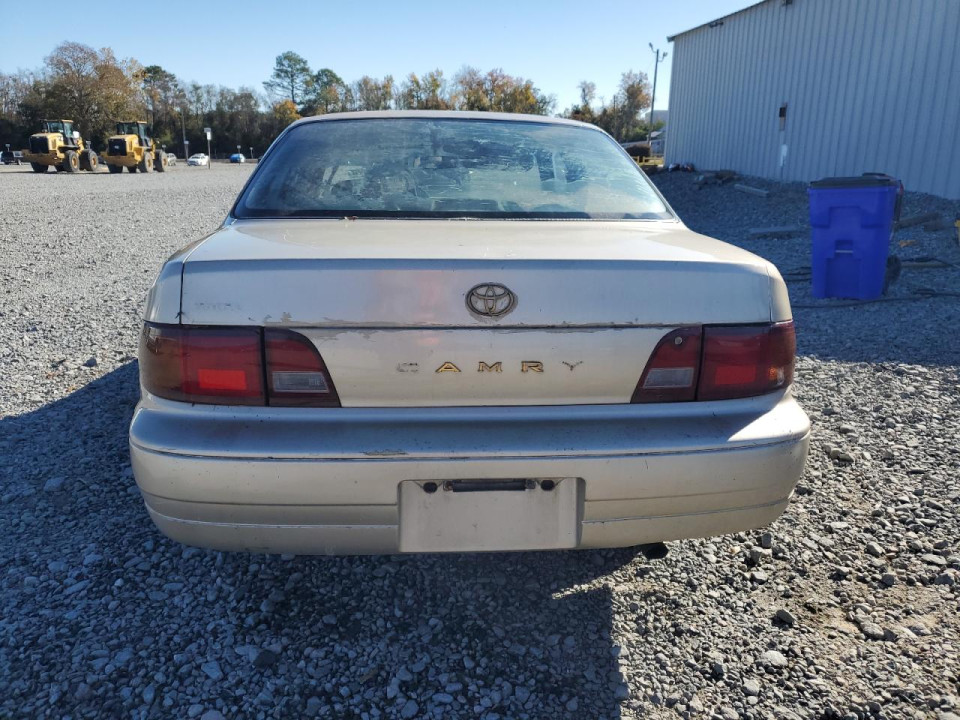 Toyota CAMRY 1996 — Copart