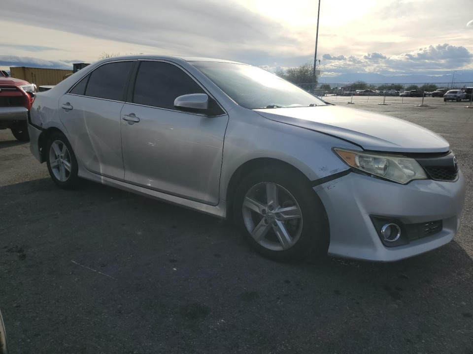 Toyota CAMRY 2014 — Copart
