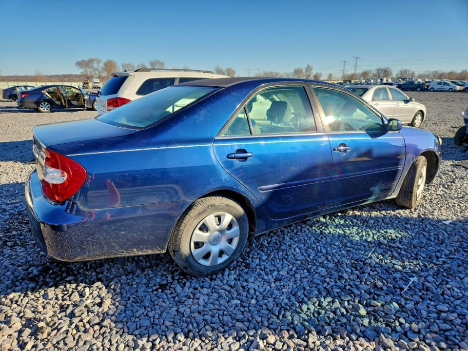 Toyota CAMRY 2004 — Copart