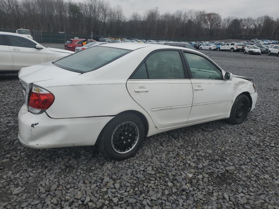 Toyota CAMRY 2006 — Copart