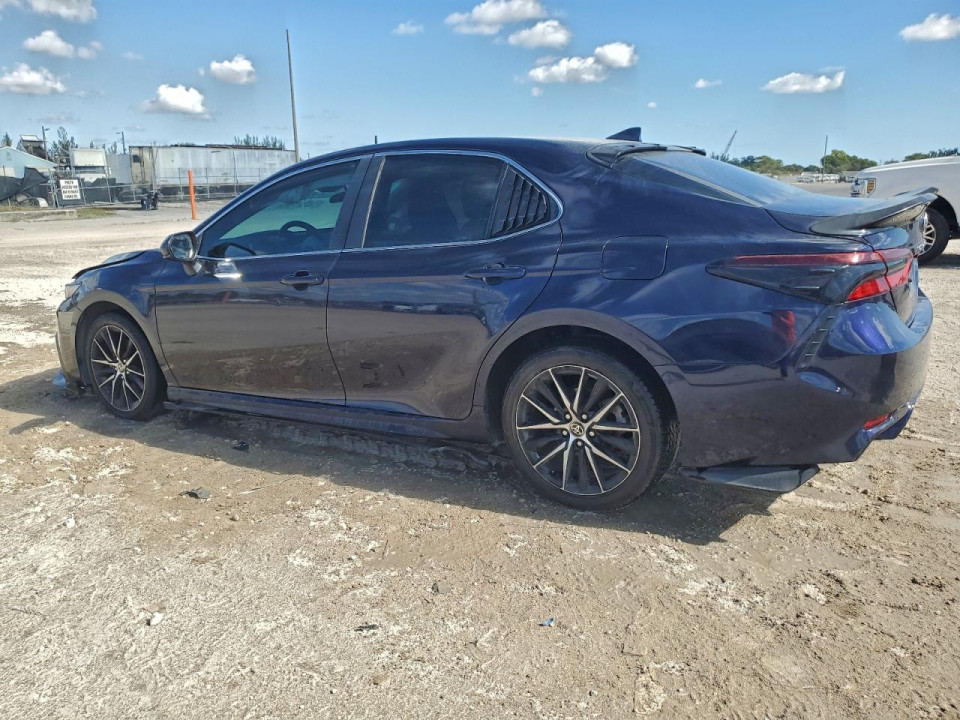 Toyota CAMRY 2021 — Copart