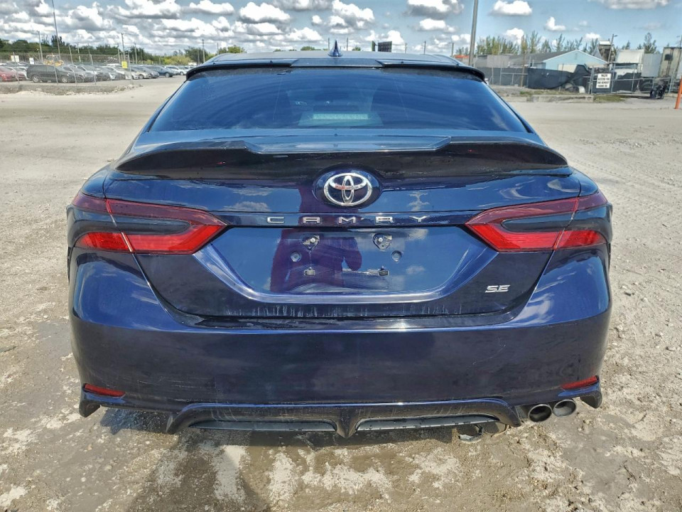 Toyota CAMRY 2021 — Copart