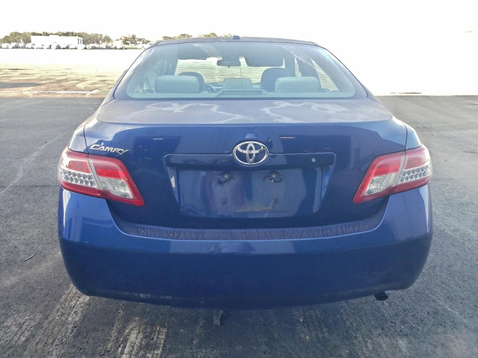Toyota CAMRY 2011 — Copart