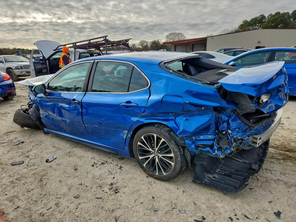 Toyota CAMRY 2018 — Copart