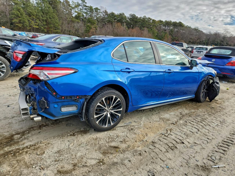 Toyota CAMRY 2018 — Copart