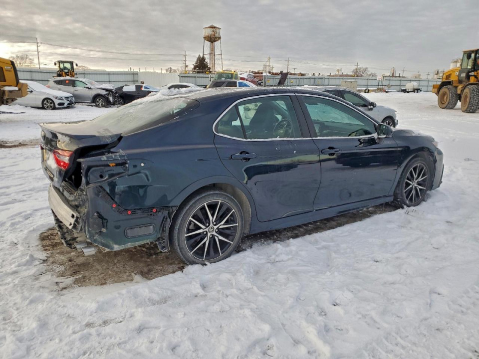 Toyota CAMRY 2021 — Copart