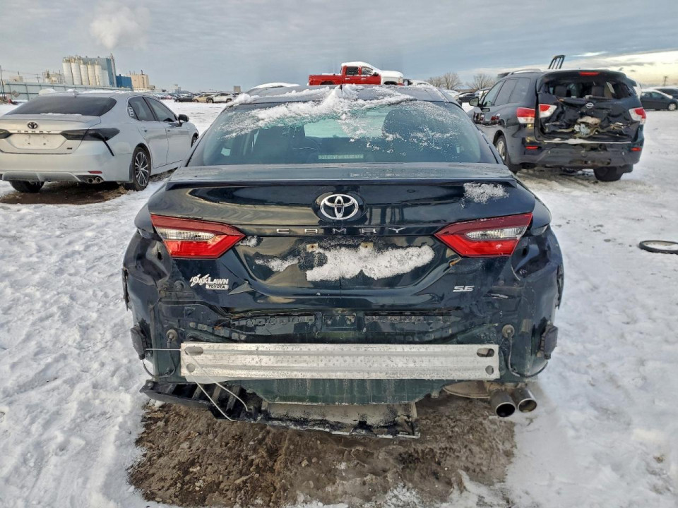 Toyota CAMRY 2021 — Copart