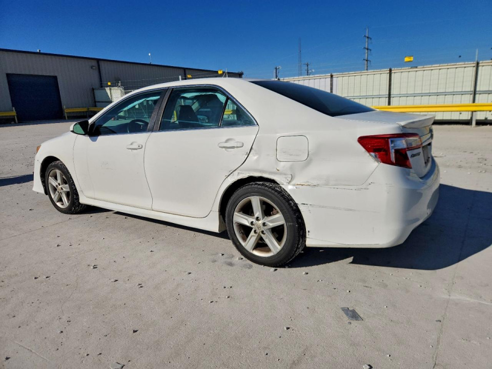 Toyota CAMRY 2013 — Copart