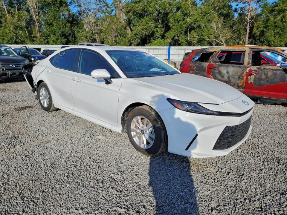 Toyota CAMRY 2025 — Copart