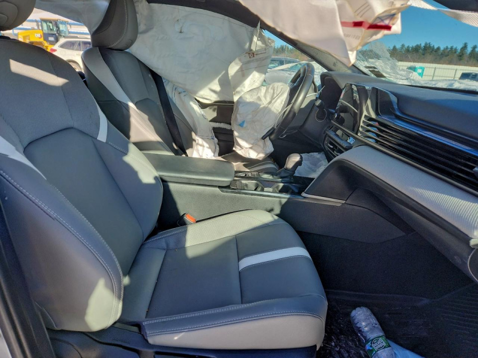 Toyota CAMRY 2025 — Copart