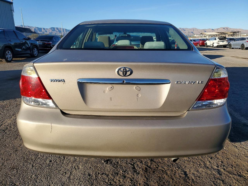 Toyota CAMRY 2006 — Copart