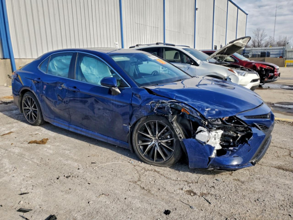 Toyota CAMRY 2024 — Copart