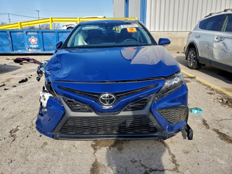 Toyota CAMRY 2024 — Copart