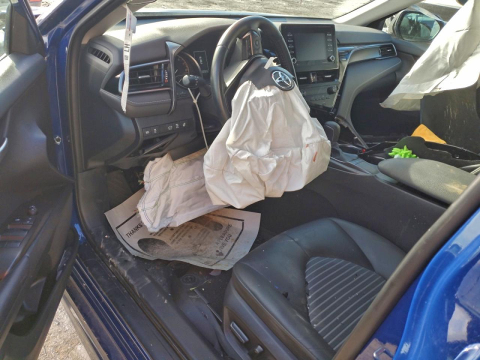 Toyota CAMRY 2024 — Copart