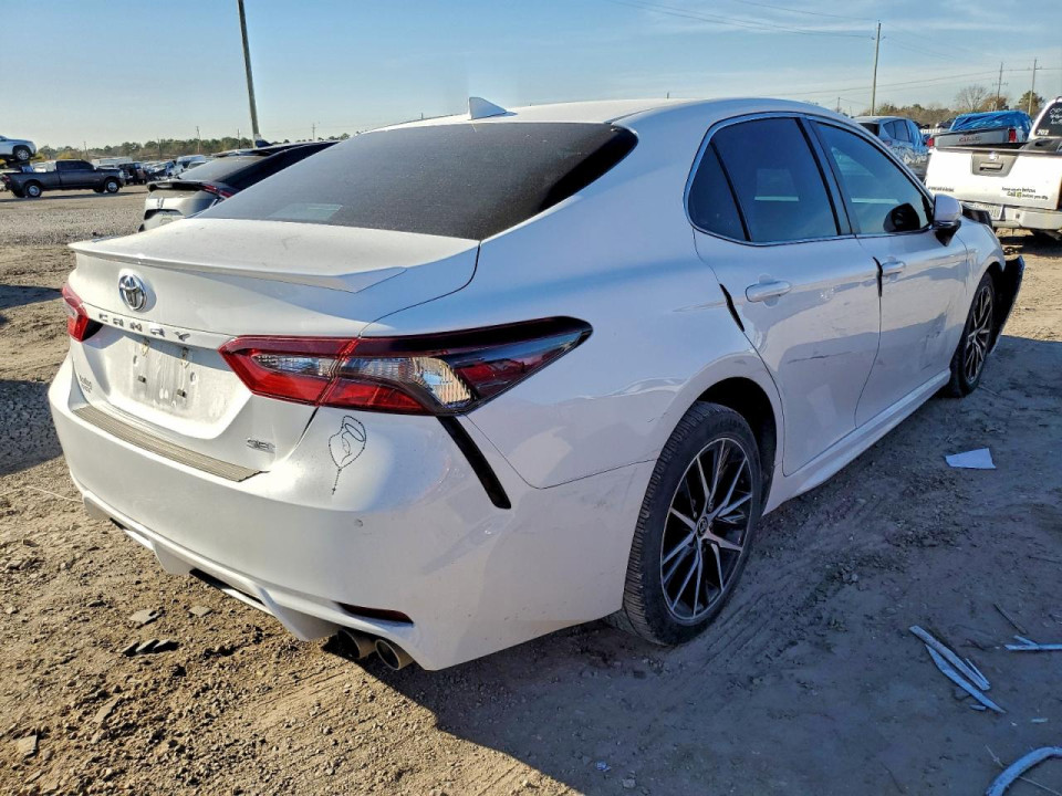Toyota CAMRY 2022 — Copart