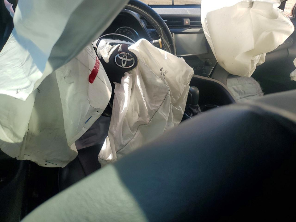 Toyota CAMRY 2019 — Copart