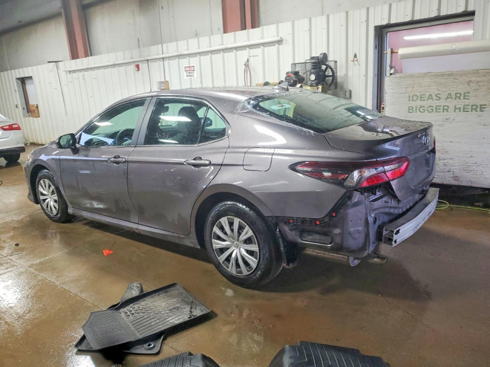 Toyota CAMRY 2023 — Copart