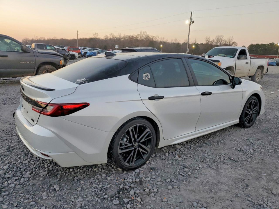 Toyota CAMRY 2025 — Copart