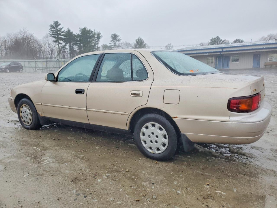 Toyota CAMRY 1996 — Copart