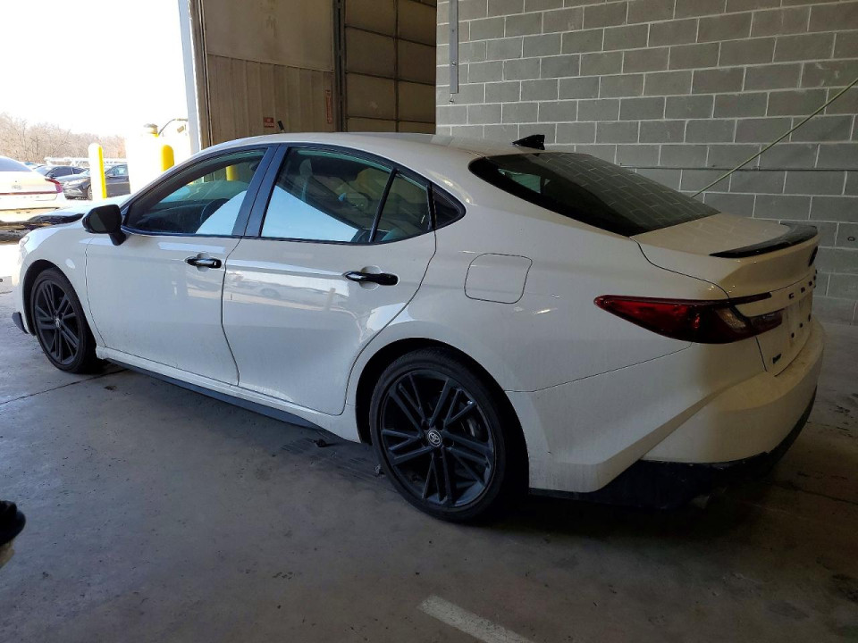 Toyota CAMRY 2026 — Copart
