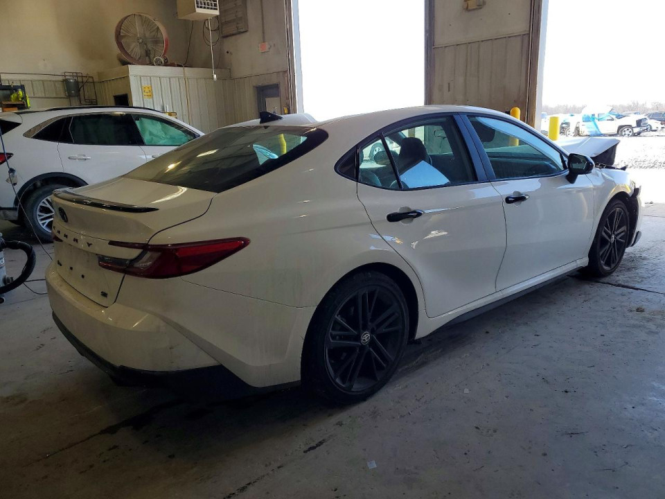 Toyota CAMRY 2026 — Copart
