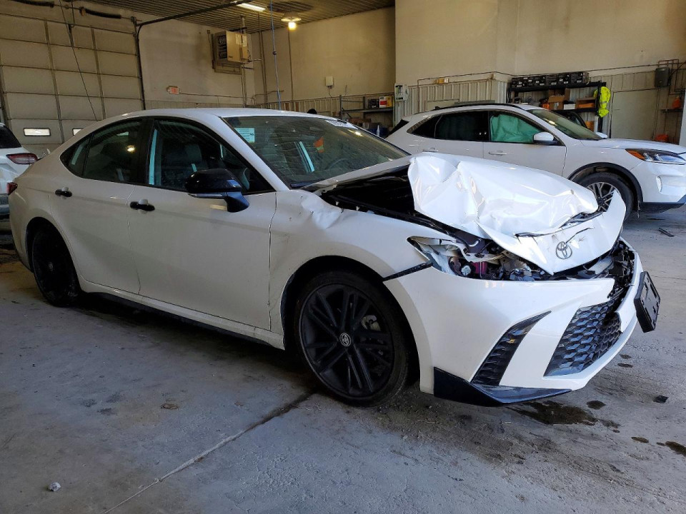 Toyota CAMRY 2026 — Copart
