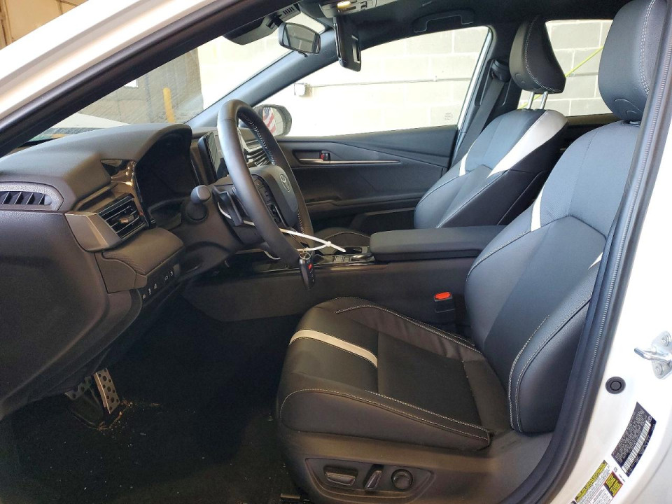 Toyota CAMRY 2026 — Copart