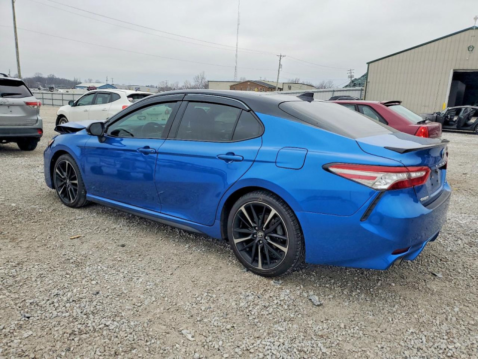 Toyota CAMRY 2018 — Copart
