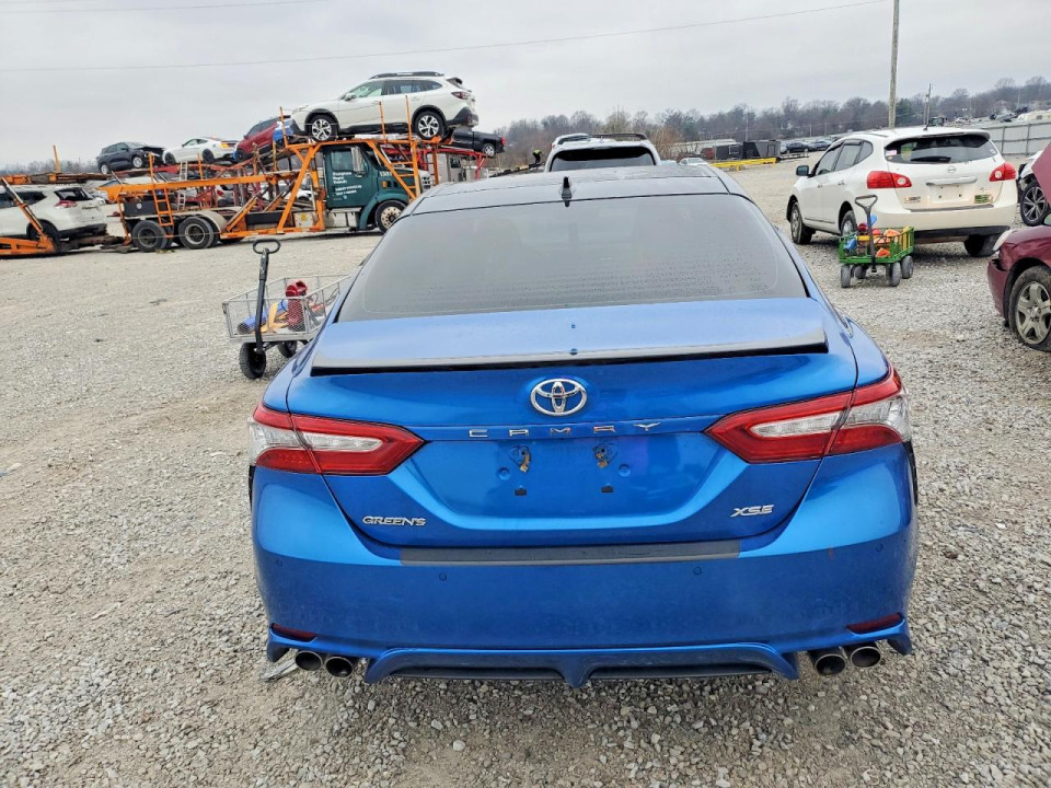 Toyota CAMRY 2018 — Copart
