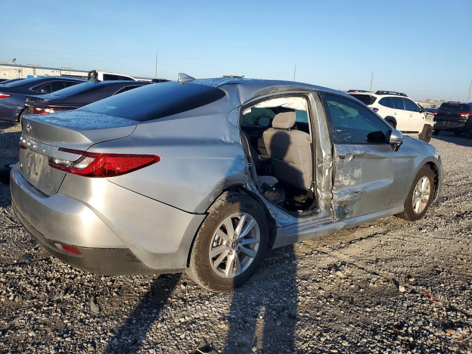 Toyota CAMRY 2025 — Copart