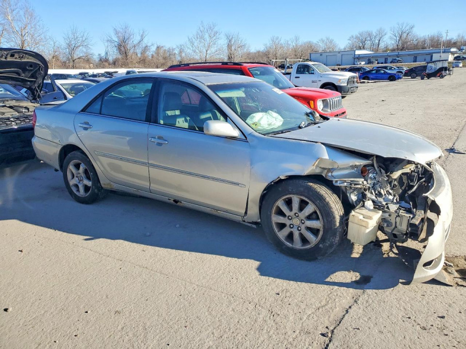Toyota CAMRY 2004 — Copart