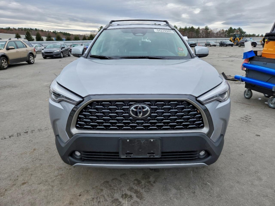 Toyota COROLLA CROSS XLE 2024 — Copart
