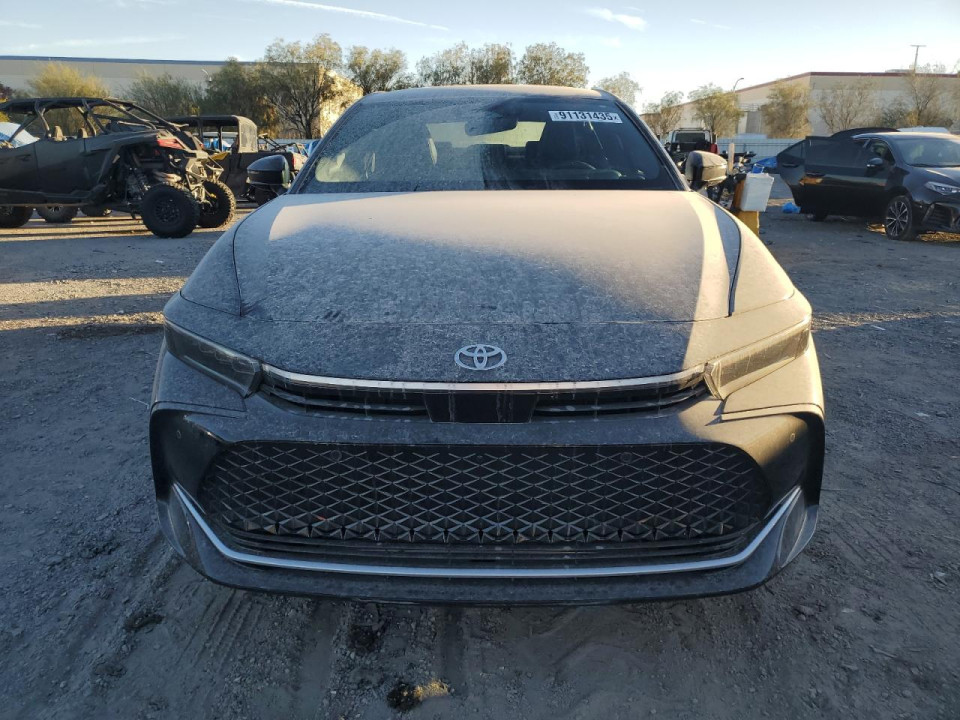Toyota CROWN XLE 2025 — Copart