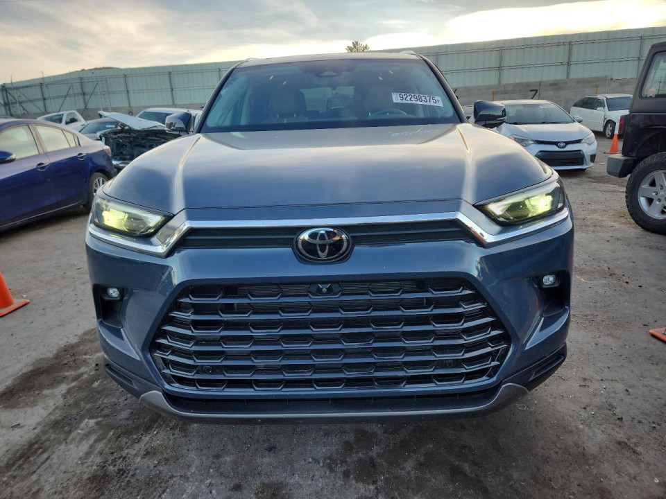 Toyota GRAND HIGHLANDER XLE 2024 — Copart