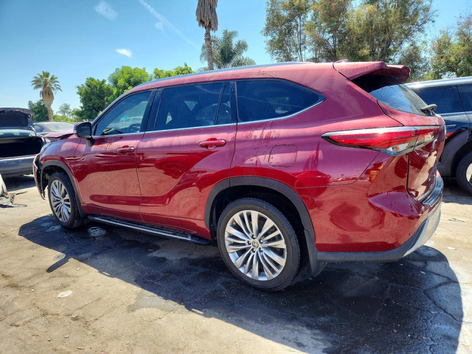 Toyota HIGHLANDER 2021 — Copart
