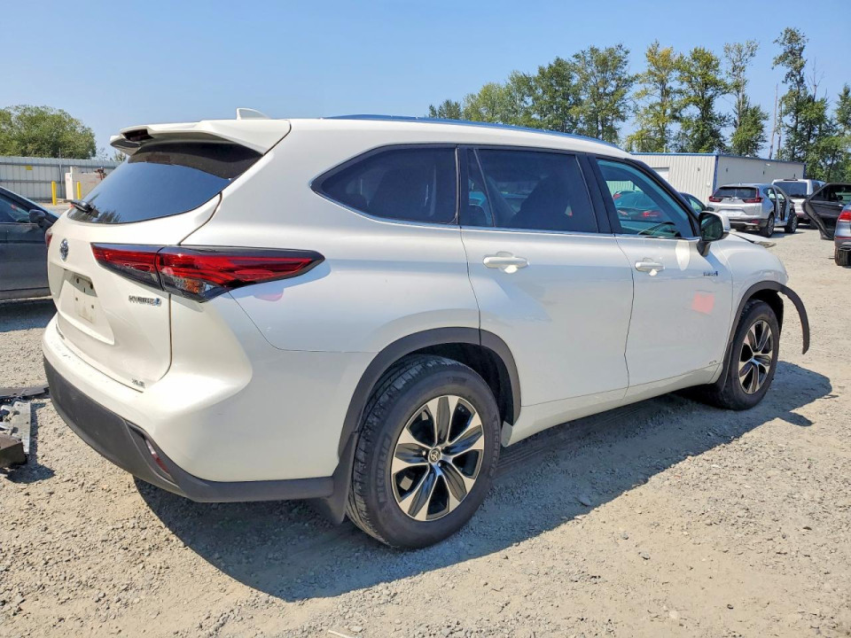 Toyota HIGHLANDER 2021 — Copart