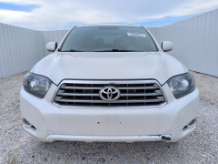Toyota HIGHLANDER 2010